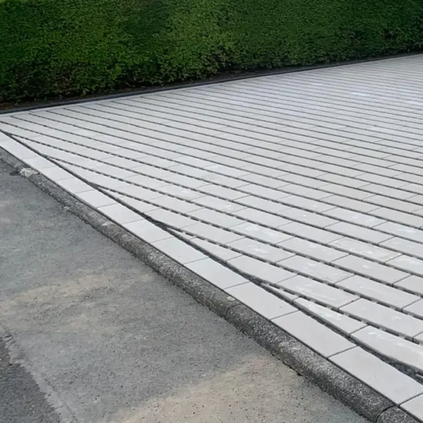 gr-gartenbau-kassel-pflaster-wasserdurchlass