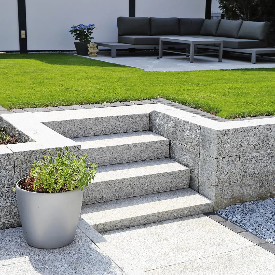 gr-gartenbau-kassel-terrassenbau-treppe